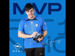 ASÍ CELEBRA FITI1NHO EL PRIMER MVP DE LA TEMPORADA