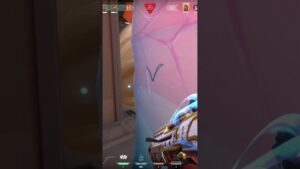 En  kritik  anda roundu aldırmak  #fps #keşfet #valorant #short