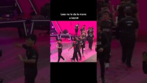 Acto antideportivo de Less? #valorant #kru #keznit #valorantclips #vctamericas #valoranthighlights