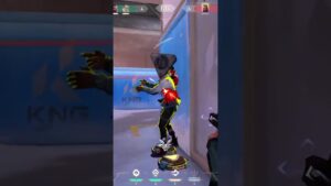 《特戰英豪》中路扛三隻 #valorant #valoranthighlights