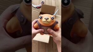 Which one do you want#valorant #apex #heirloom